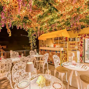 https://the-first-il-sogno-di-manarola.hotelitalianriviera.com