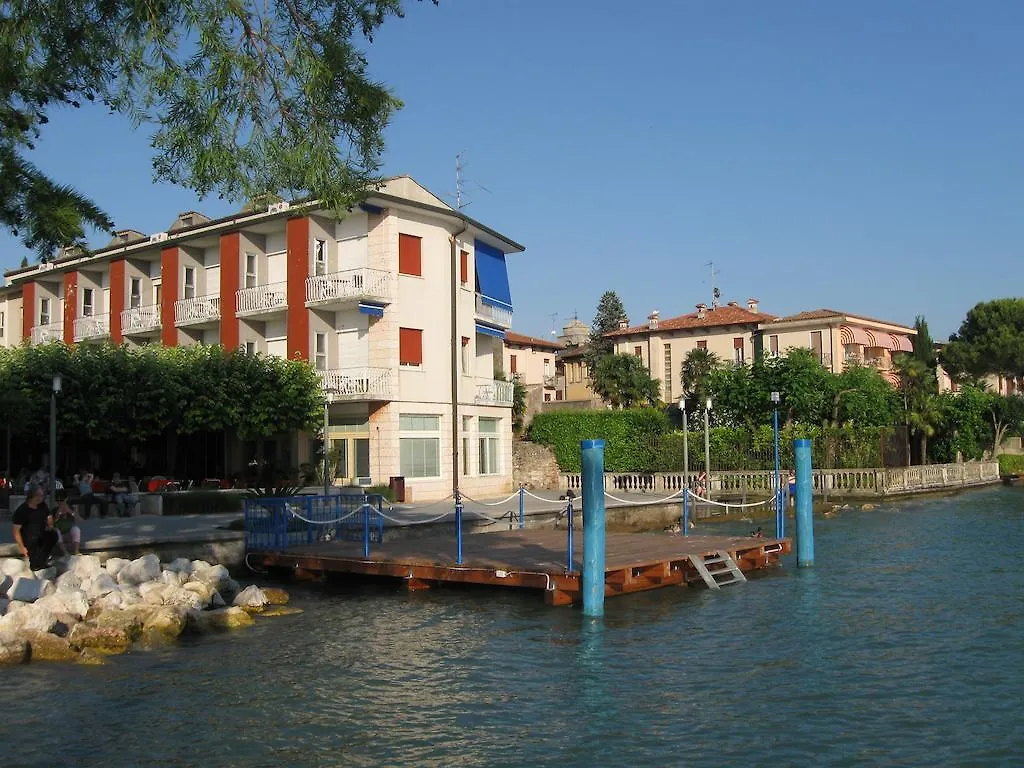 Hotel Giardino Sirmione Italy