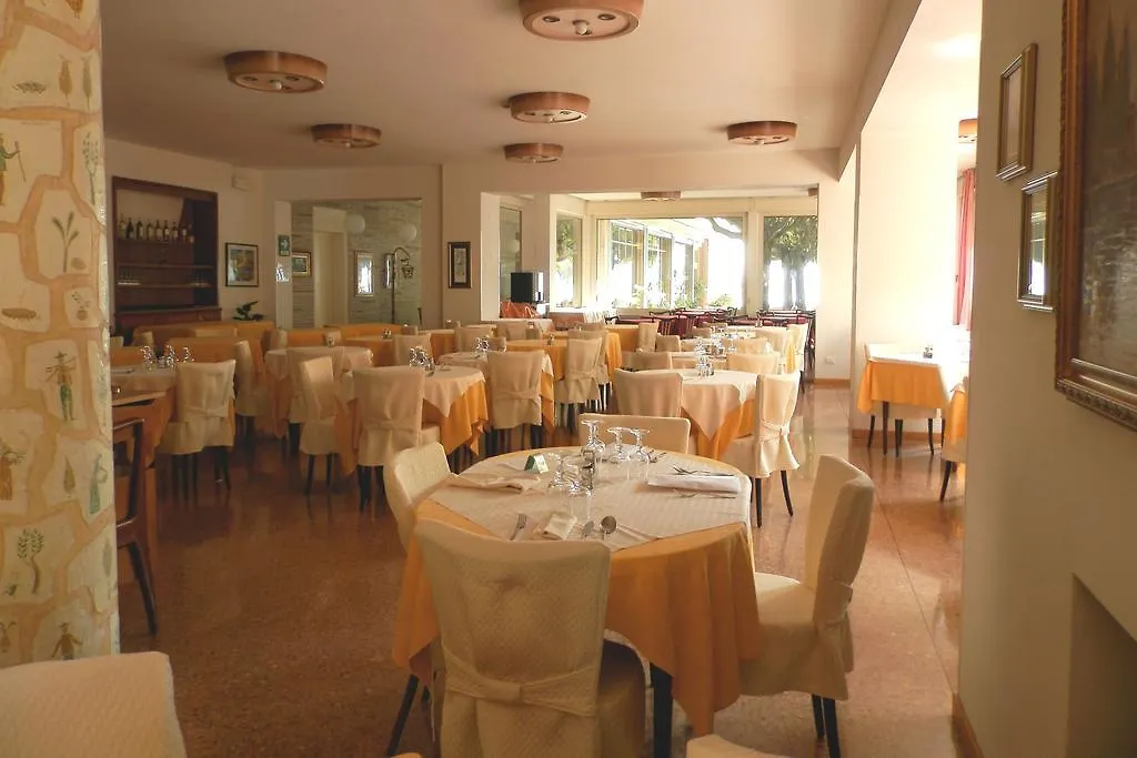 ***  Hotel Giardino Sirmione Italy